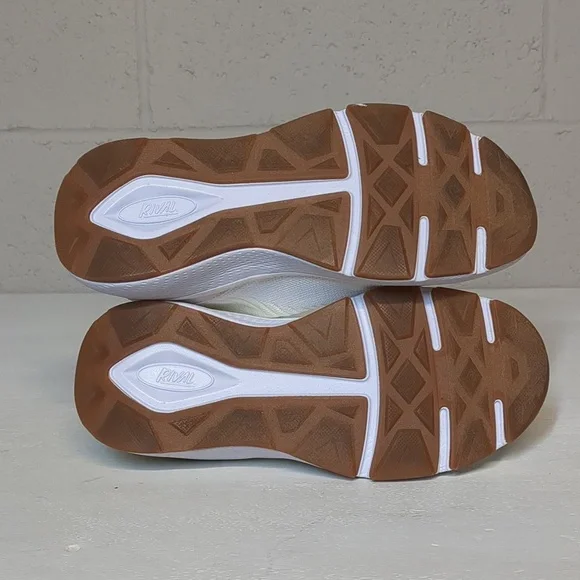Women's RIVAL Pulse Athletic Sneaker Ivory/White Size 5.5 - Picture 10 of 13